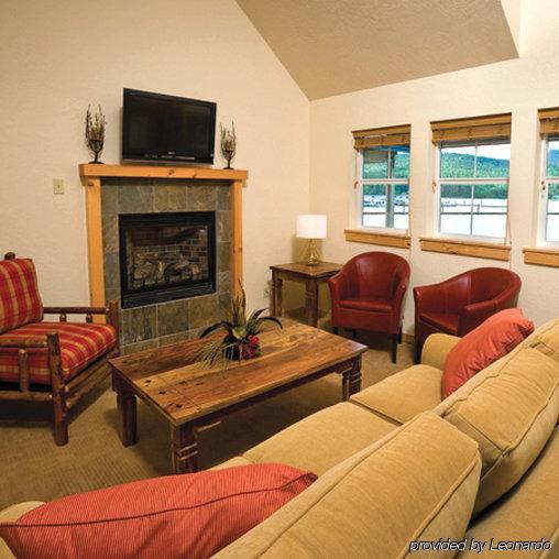 Dover Bay Resort Room photo