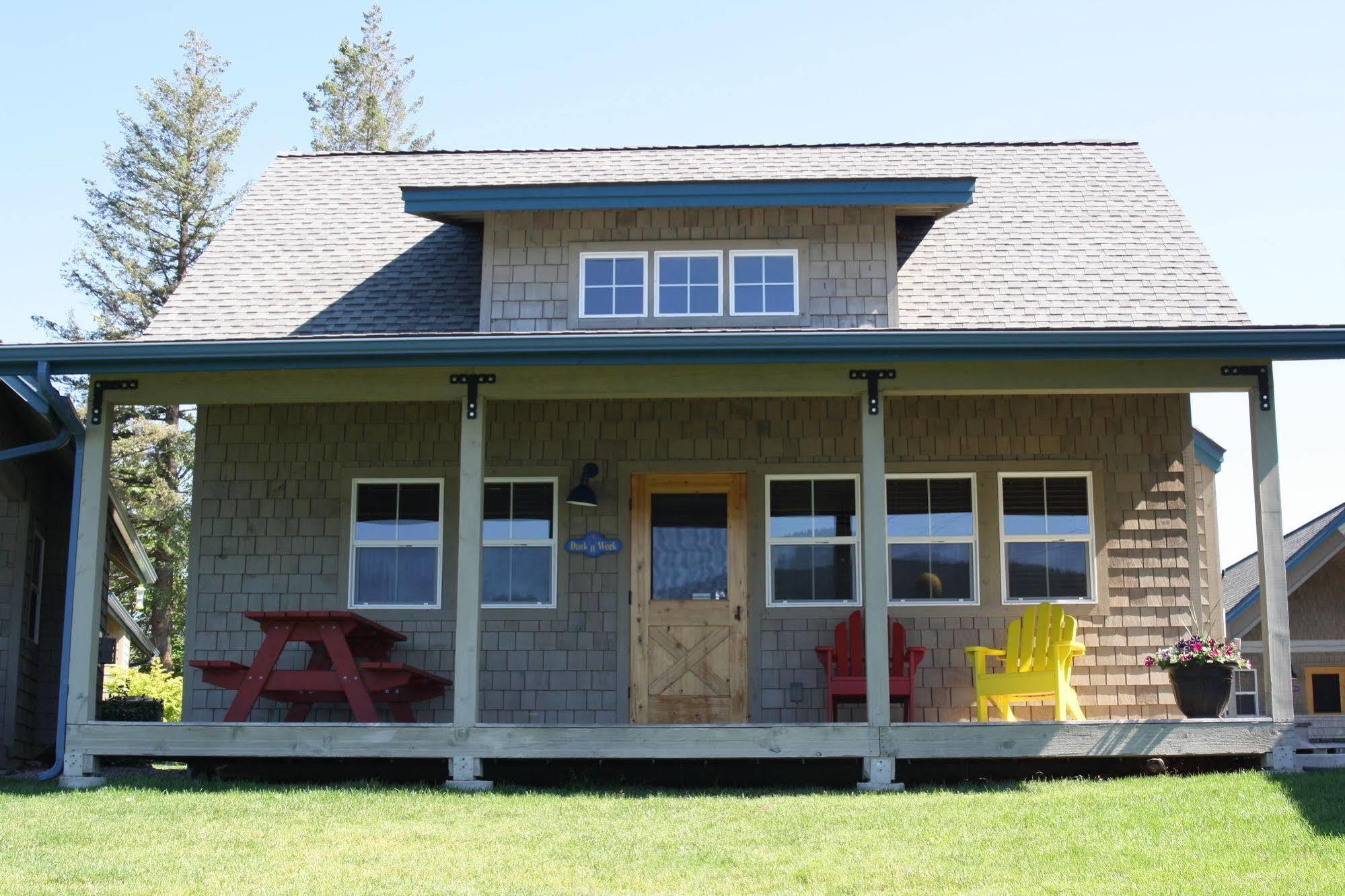 Dover Bay Resort Exterior photo